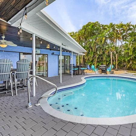 Canal-Front Oasis With Dock And Kayaks In Cape Coral! Bagian luar foto